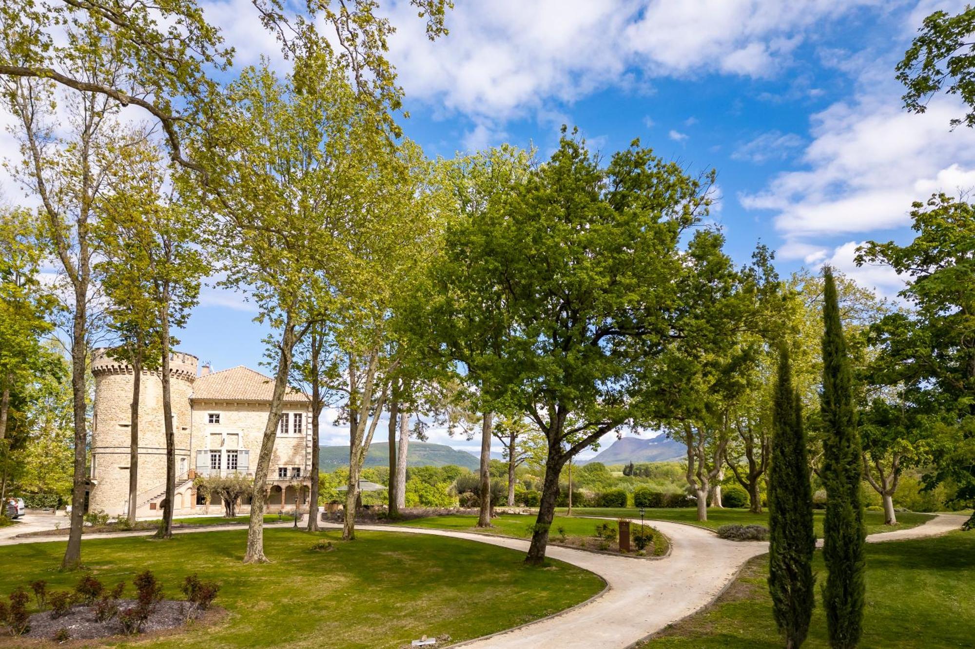 Chateau Les Oliviers De Salettes Charols Bagian luar foto