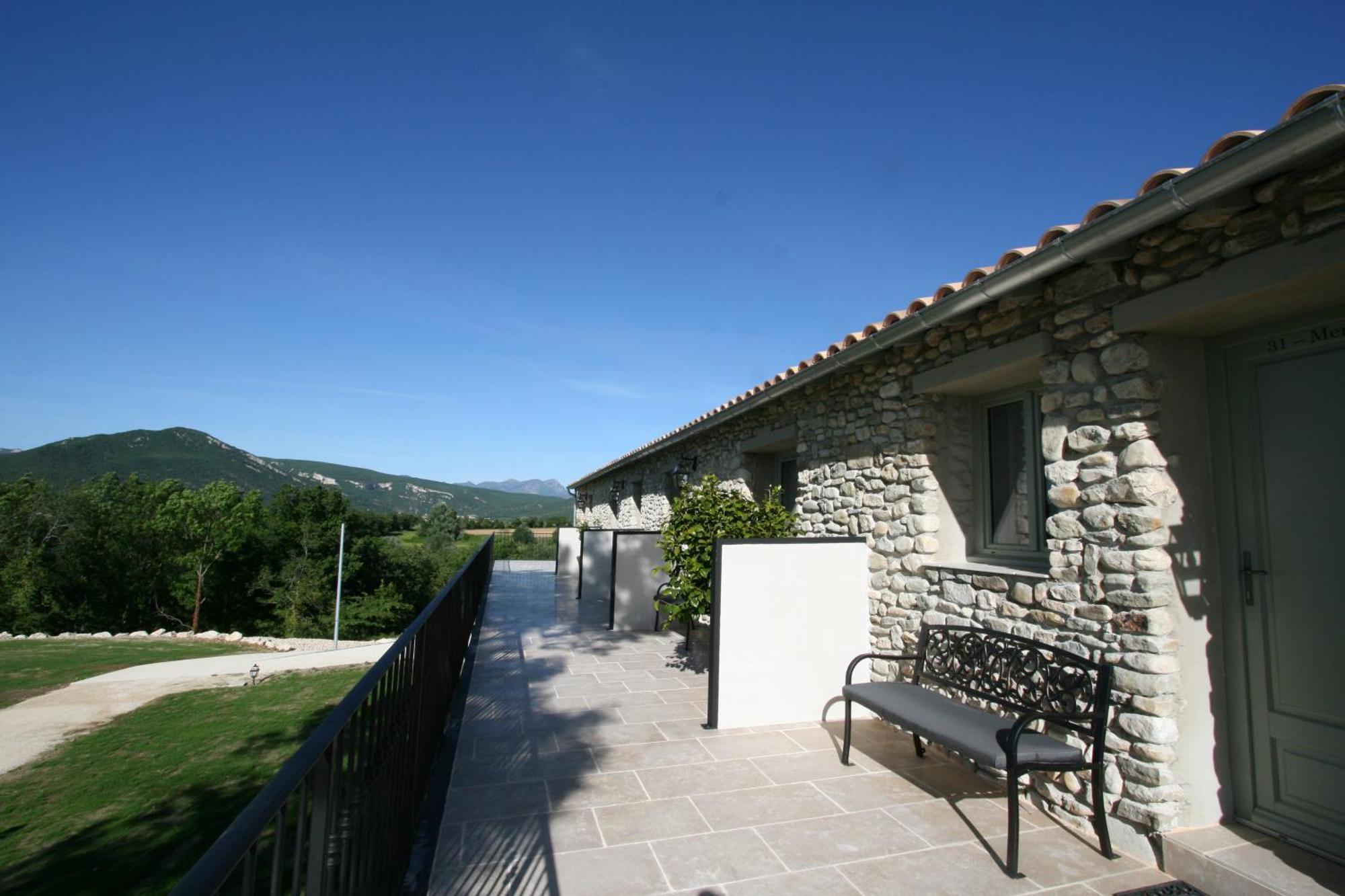 Chateau Les Oliviers De Salettes Charols Ruang foto